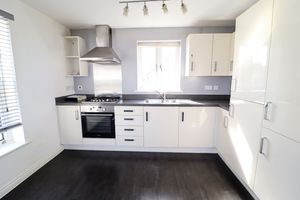 KITCHEN- click for photo gallery
